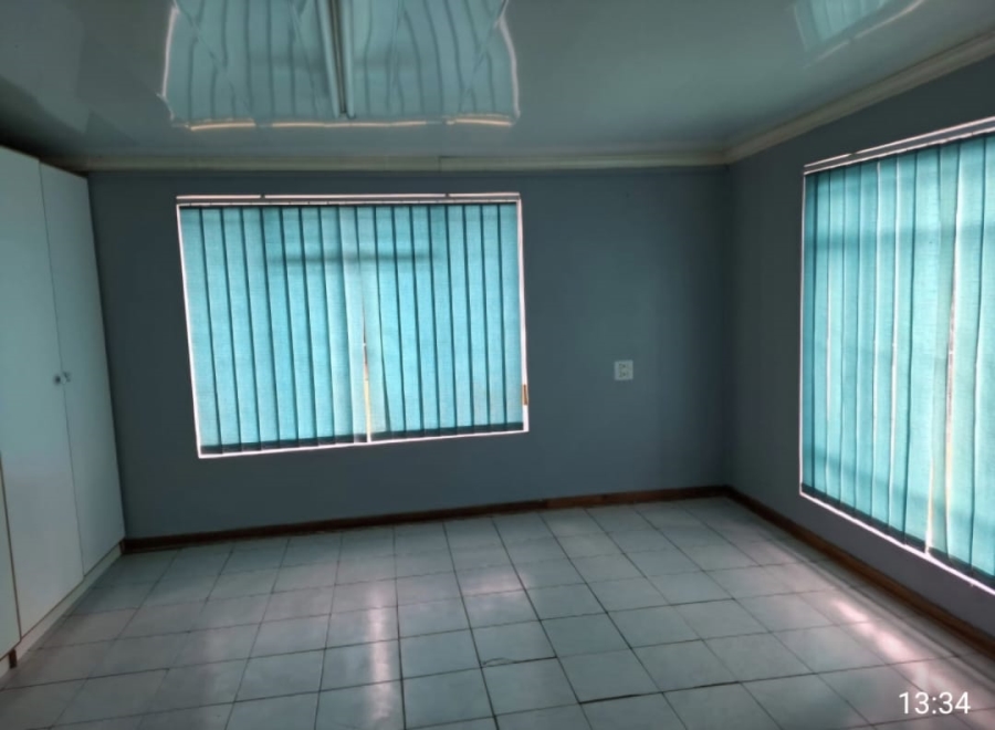 4 Bedroom Property for Sale in Bethulie Free State